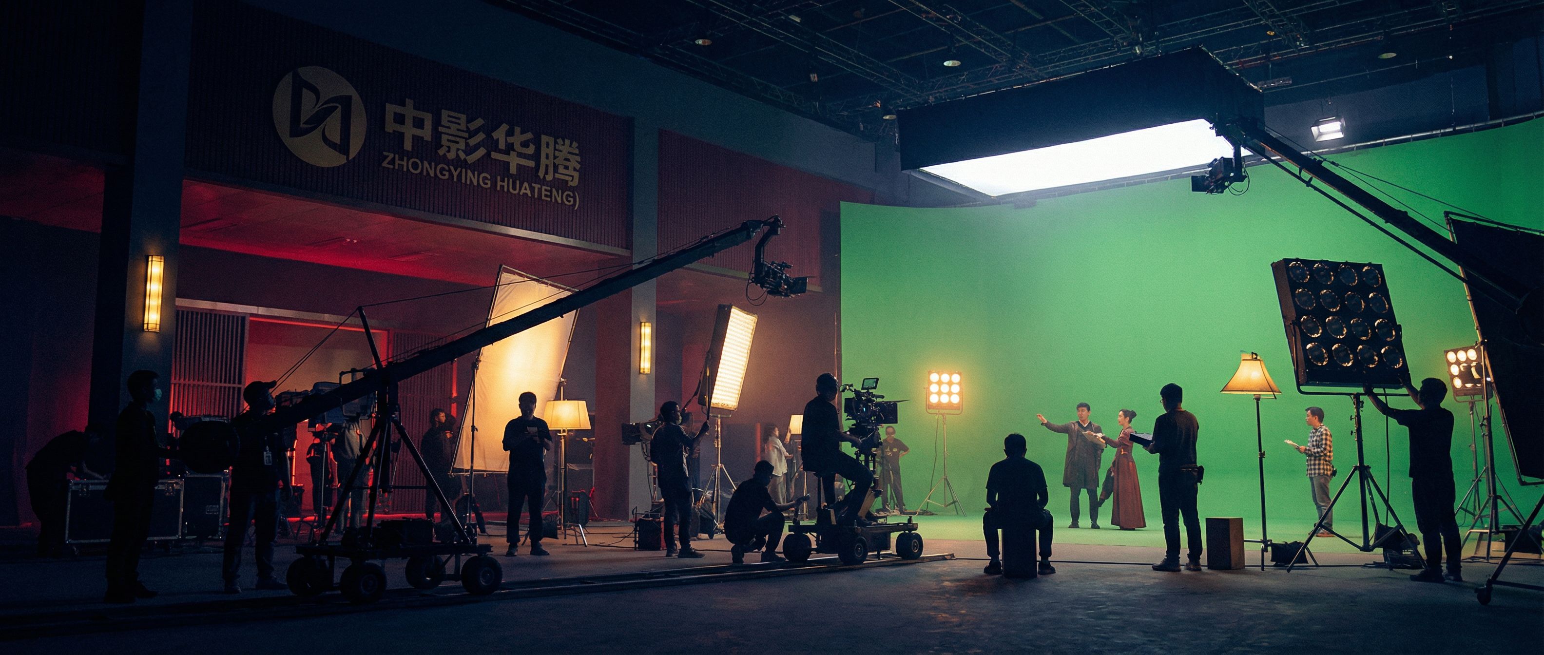 片多多影视传媒